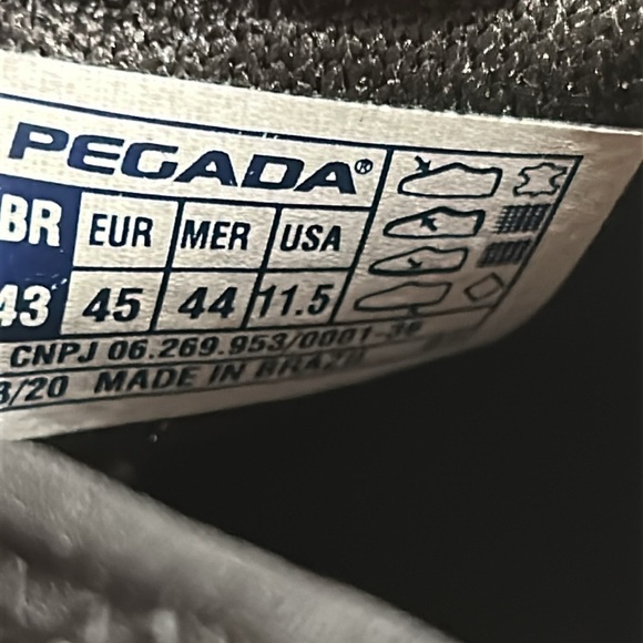 PEGADA black leather slip on oxford shoes. Elastic laces and material to slip on - Picture 3 of 13